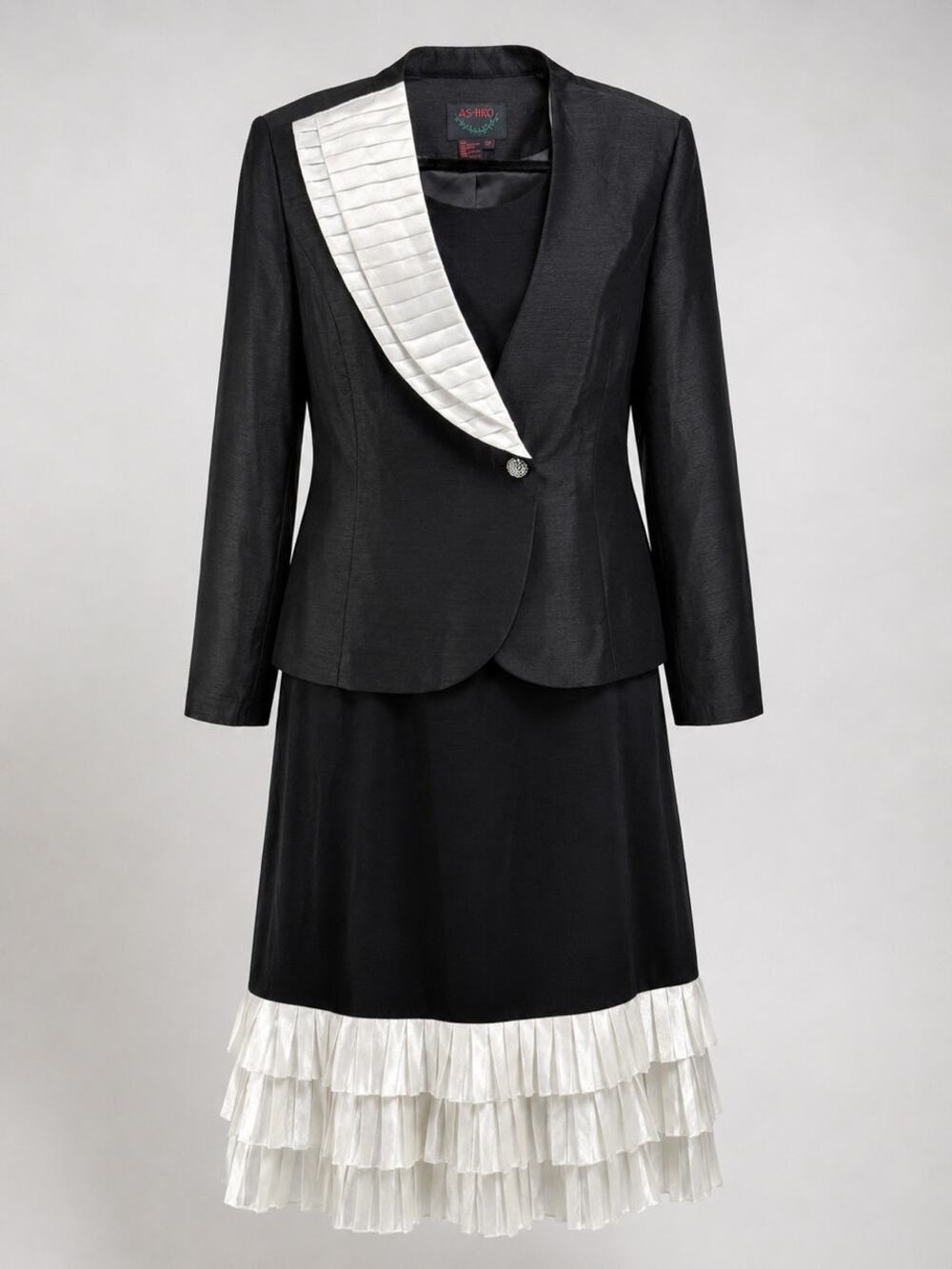 Ashro Black White Pleated Hem Jacket Dress Suit Church Formal NWT 22
